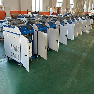 1500 Watt χειροκίνητη μηχανή συγκόλλησης λέιζερ υψηλής απόδοσης για ανοξείδωτο χάλυβα